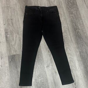 Seven7 Women's Black Skinny Jeans